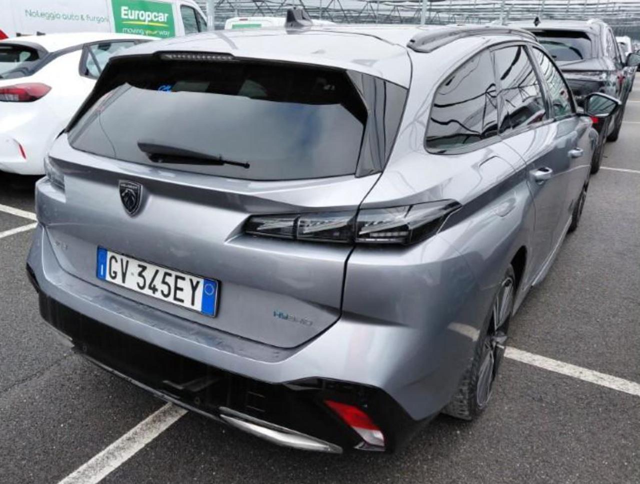 PEUGEOT 308 Plug-in Hybrid 225 e-EAT8 SW GT - 4