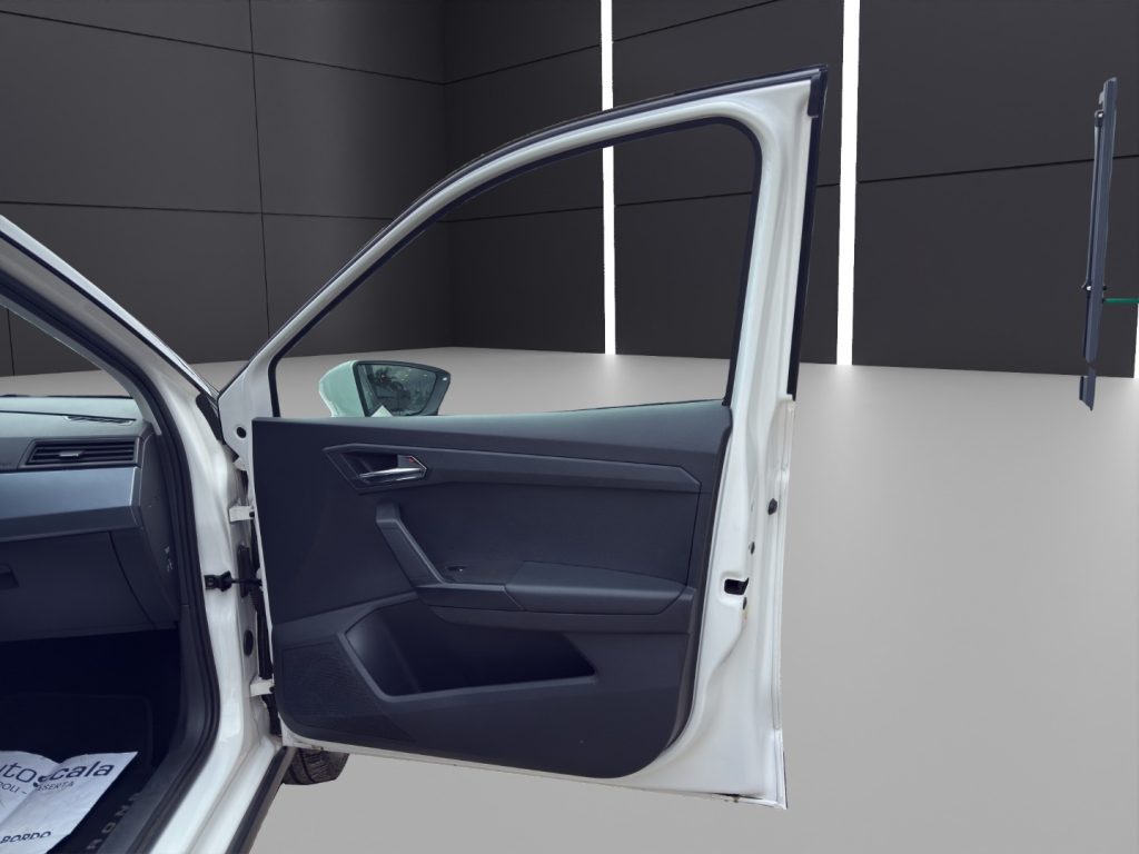 SEAT Arona 1.0 TGI Black Edition - 17