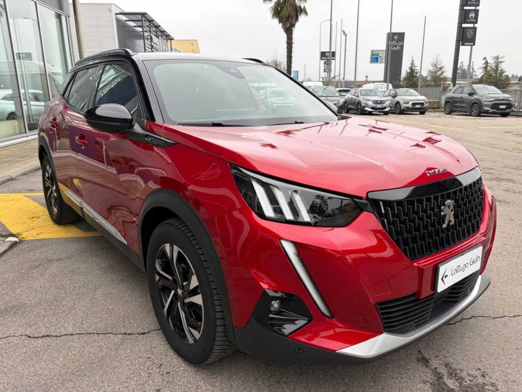 PEUGEOT 2008 PureTech 130 S&S GT - 4