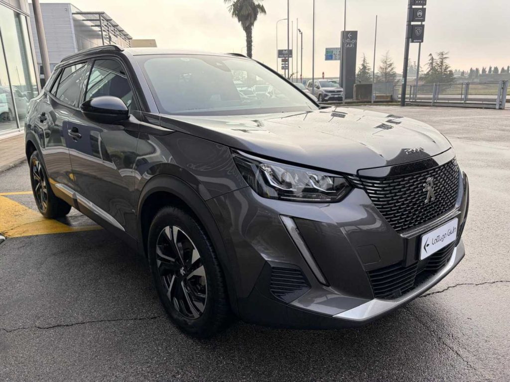 PEUGEOT 2008 BlueHDi 130 S&S EAT8 Allure - 4