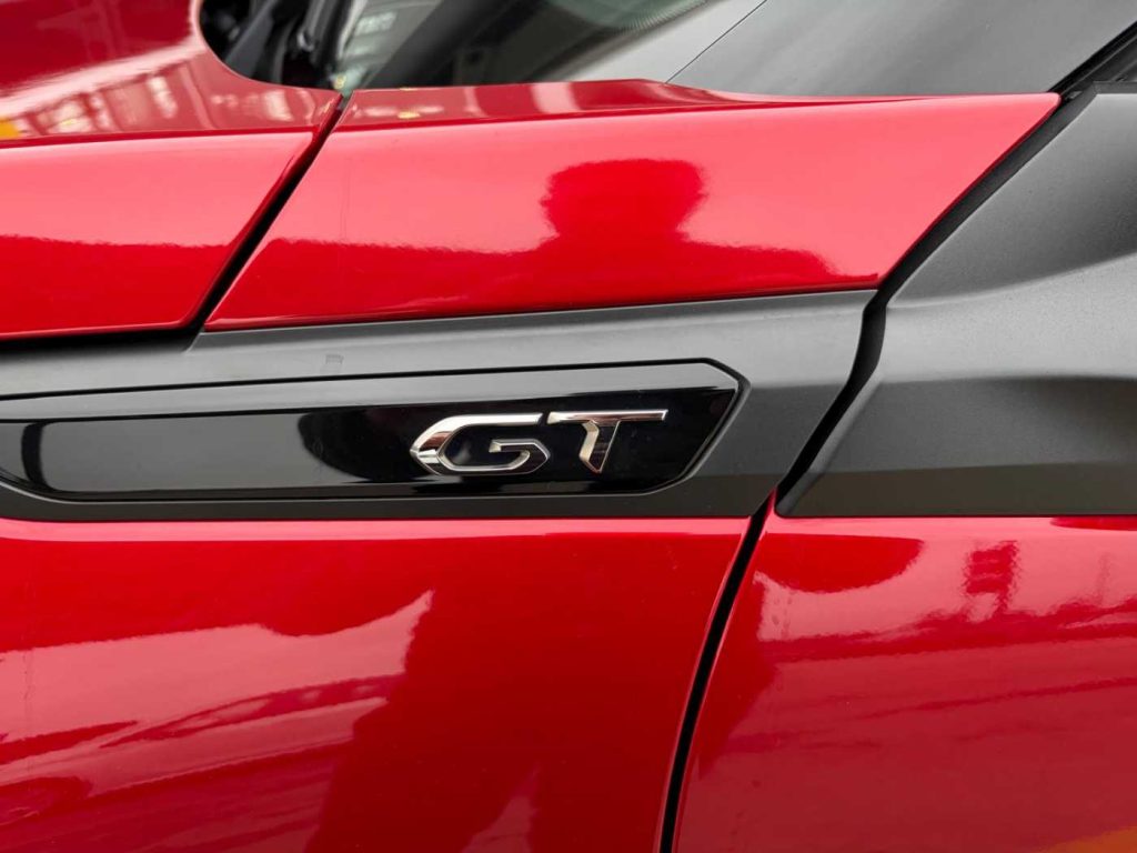 PEUGEOT 2008 PureTech 130 S&S GT - 11