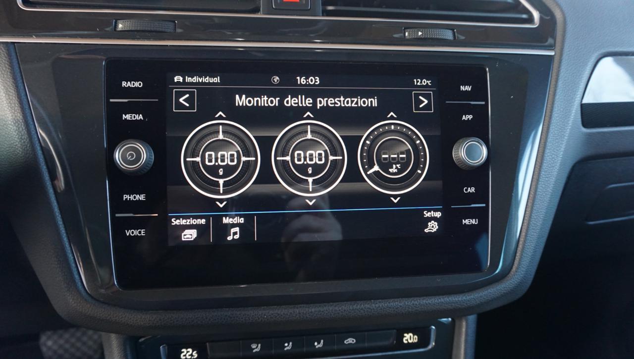 VOLKSWAGEN Tiguan 2.0 TDI 150 CV SCR DSG R-Line - 25