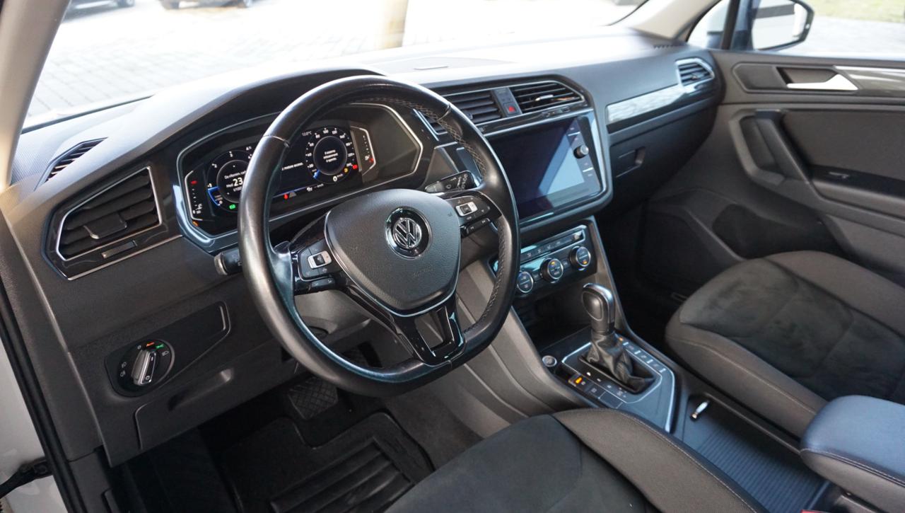 VOLKSWAGEN Tiguan 2.0 TDI 150 CV SCR DSG R-Line - 15