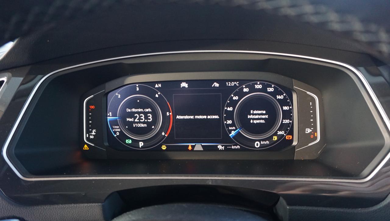 VOLKSWAGEN Tiguan 2.0 TDI 150 CV SCR DSG R-Line - 22