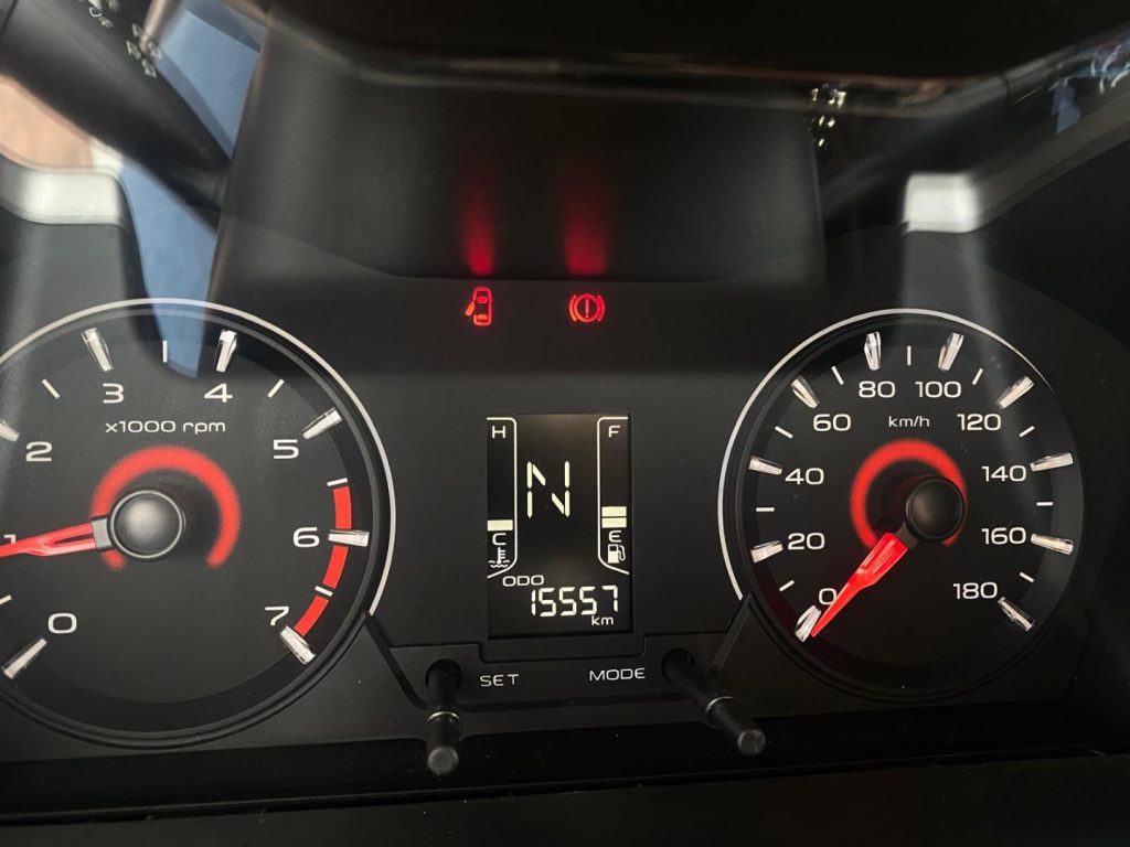 MAHINDRA KUV100 1.2  K6+ Fendi*Sensori post - 15