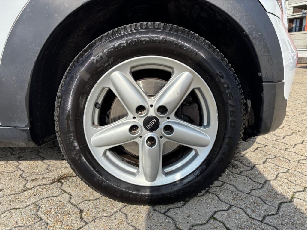 MINI One Countryman BICOLOR - 3