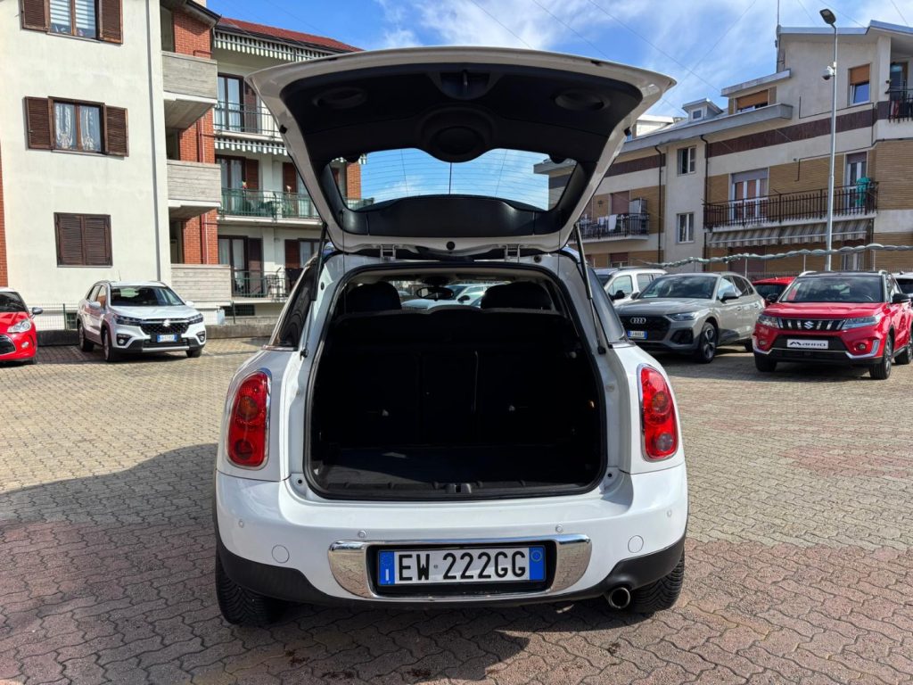 MINI One Countryman BICOLOR - 13