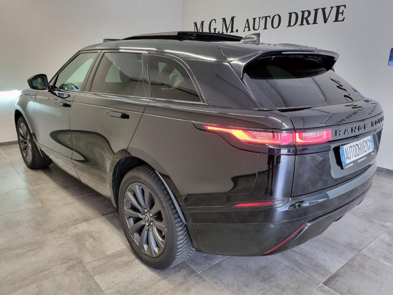 LAND ROVER Range Rover Velar 2.0D I4 240 CV R-Dynamic - 30