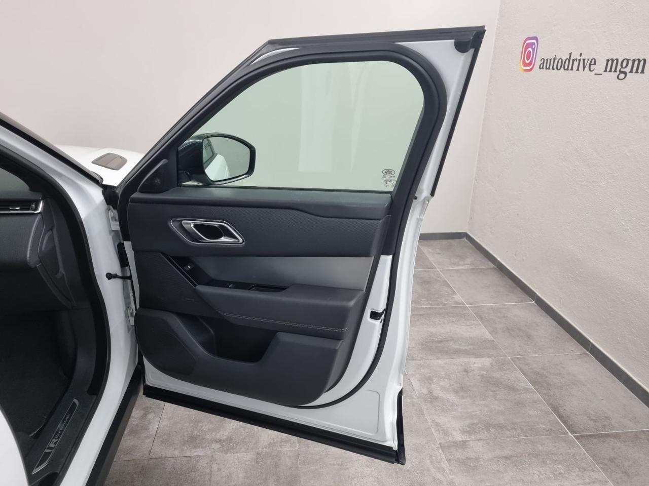 LAND ROVER Range Rover Velar 2.0D I4 240 CV R-Dynamic - 25