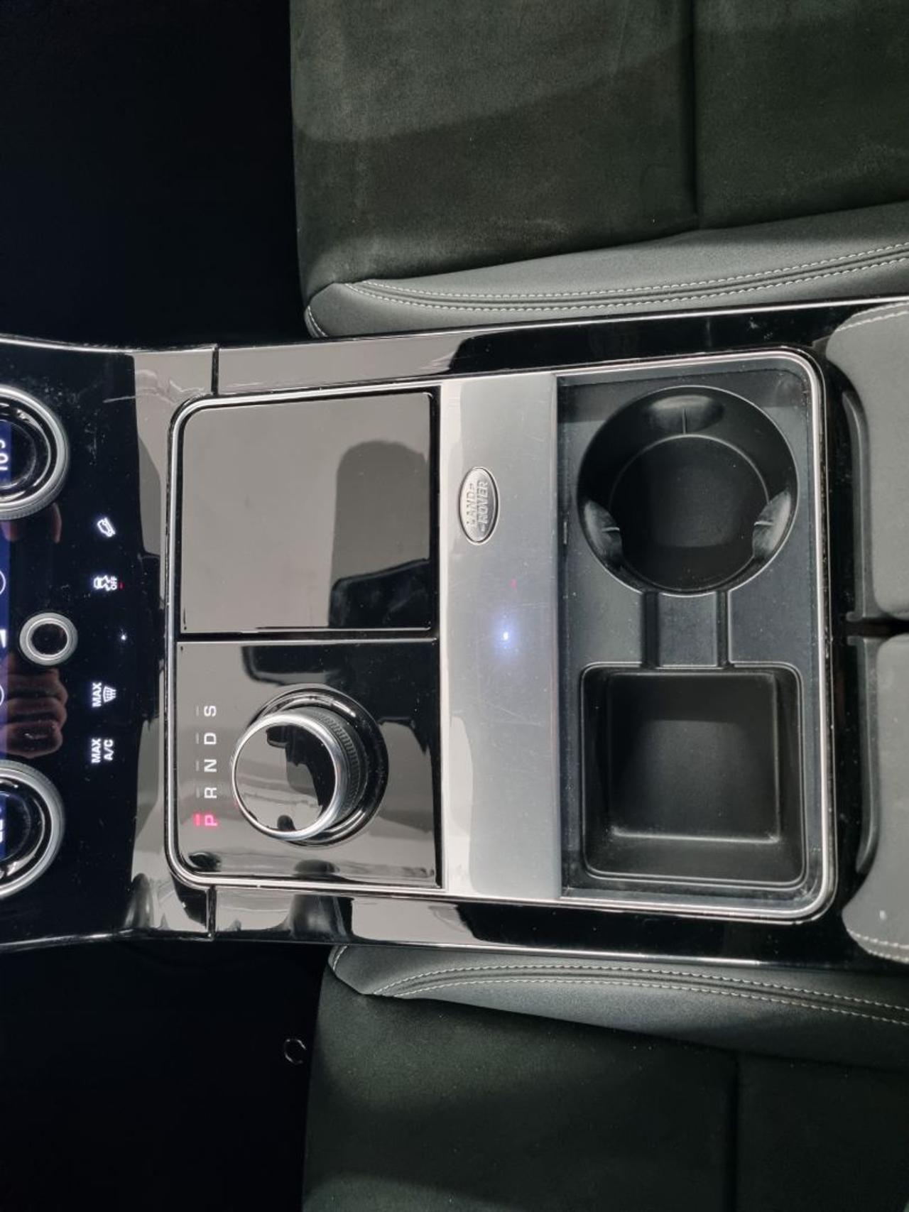 LAND ROVER Range Rover Velar 2.0D I4 240 CV R-Dynamic - 31