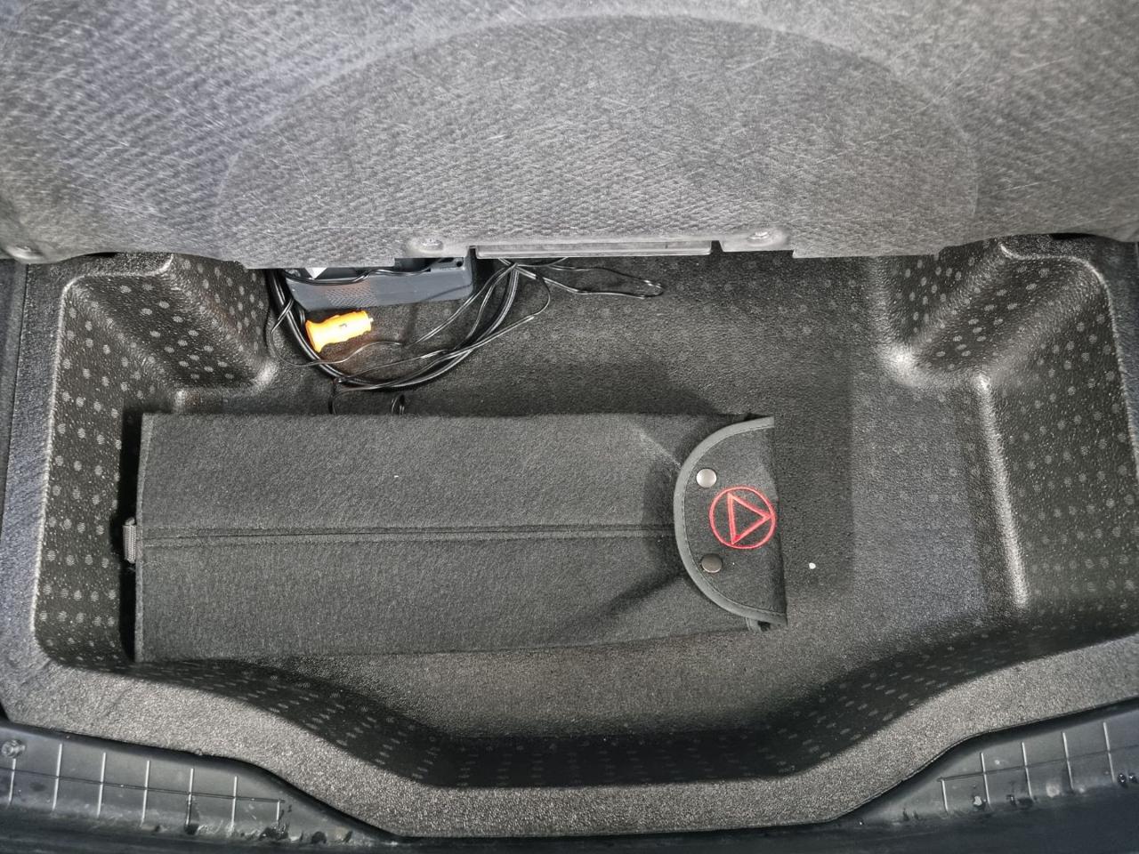 LAND ROVER Range Rover Velar 2.0D I4 240 CV R-Dynamic - 22