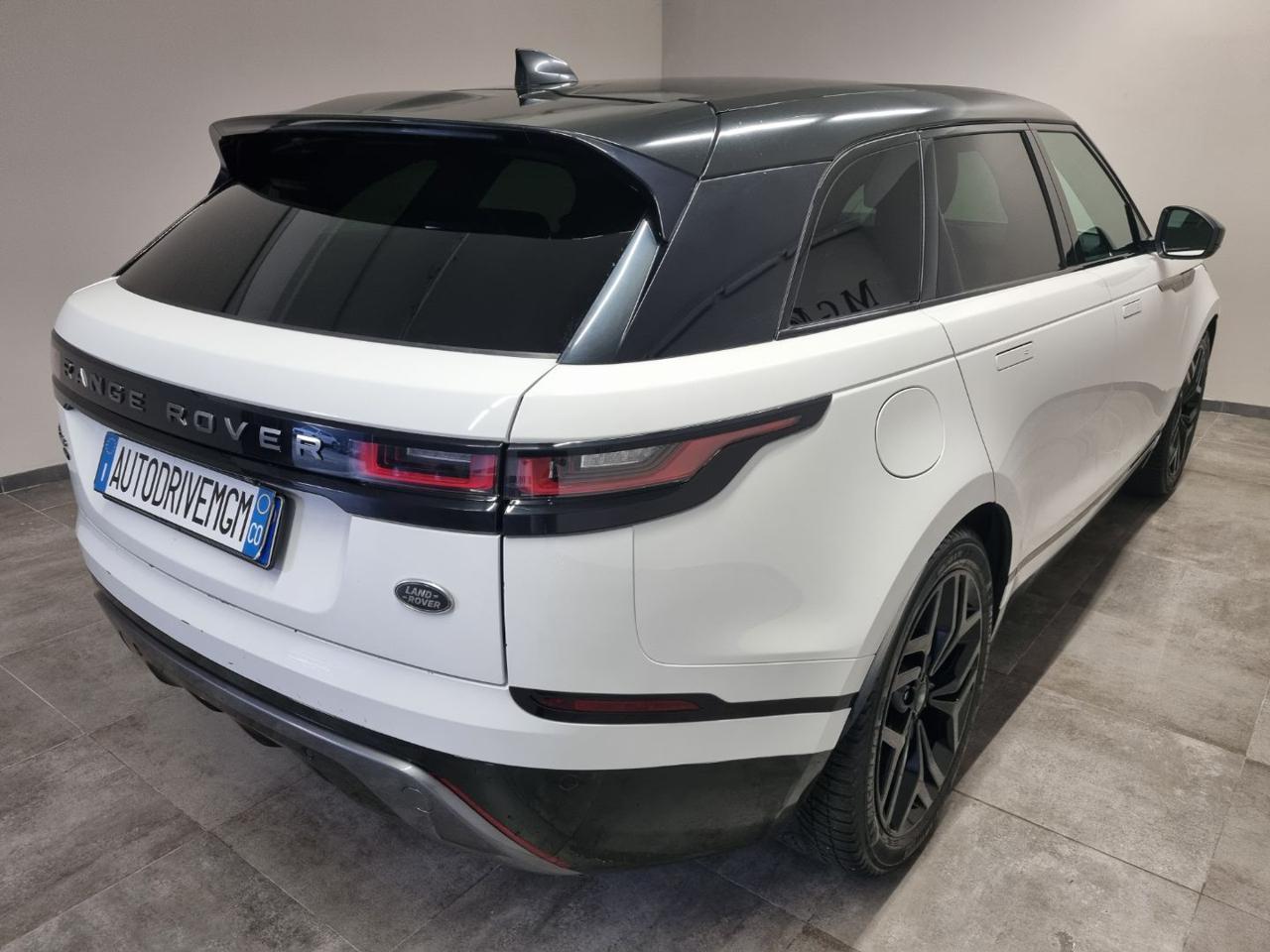 LAND ROVER Range Rover Velar 2.0D I4 240 CV R-Dynamic - 18