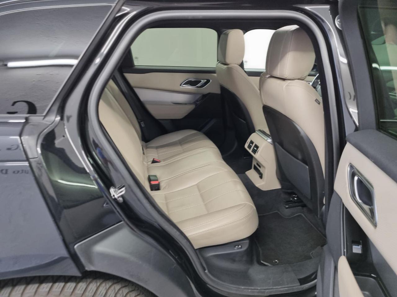 LAND ROVER Range Rover Velar 2.0D I4 240 CV R-Dynamic - 20