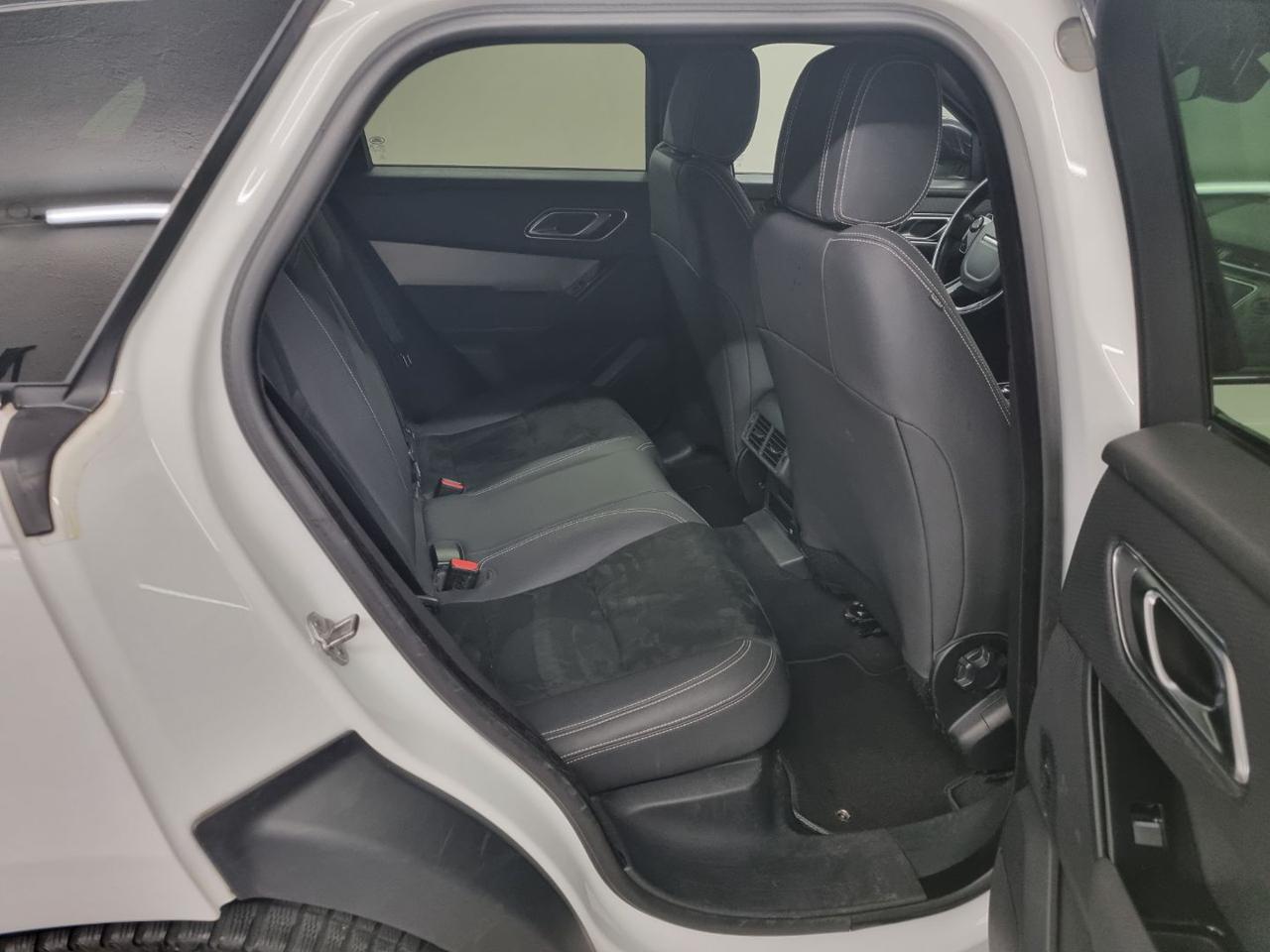 LAND ROVER Range Rover Velar 2.0D I4 240 CV R-Dynamic - 24