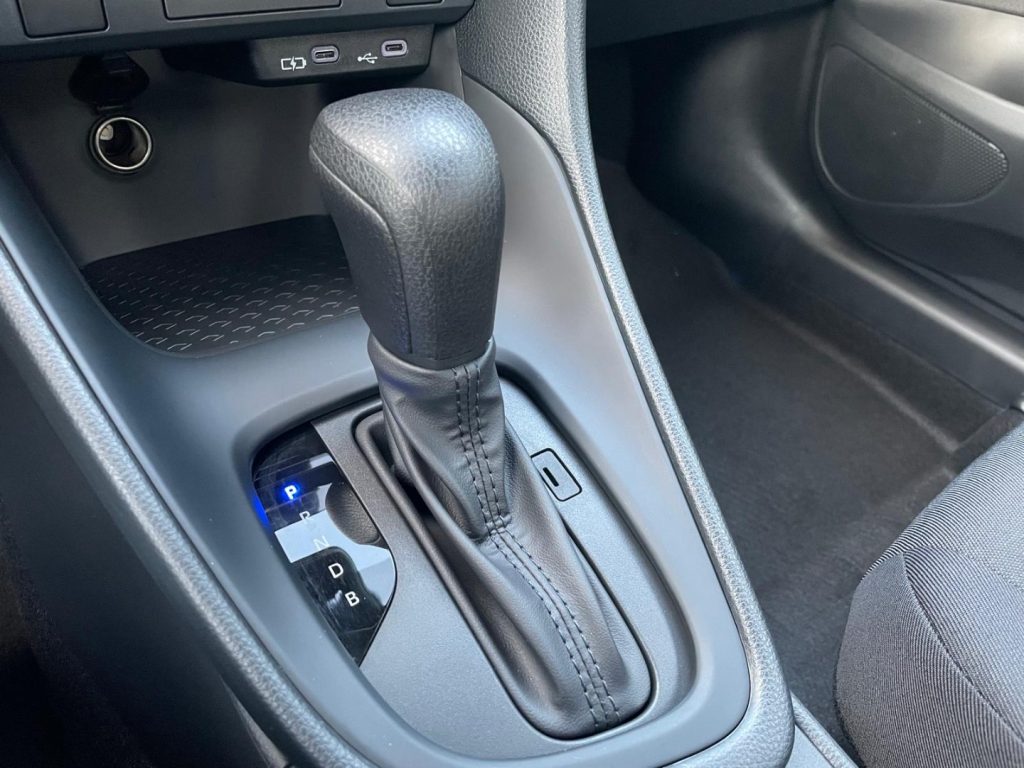 MAZDA 2 Mazda2 Hybrid 1.5 VVT e-CVT Full Hybrid Electric P - 23