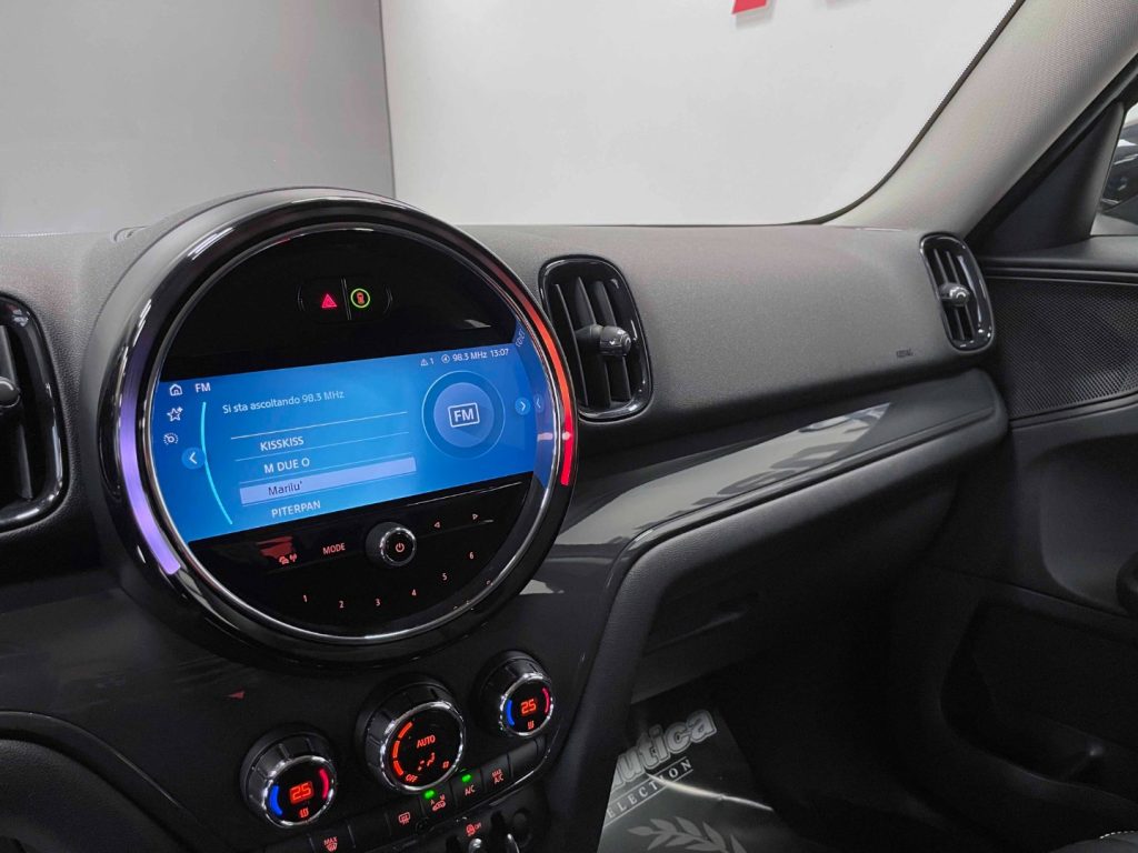 MINI Countryman 1.5 ONE D BUSINESS AUTO - IVA DEDUCIBILE - 20