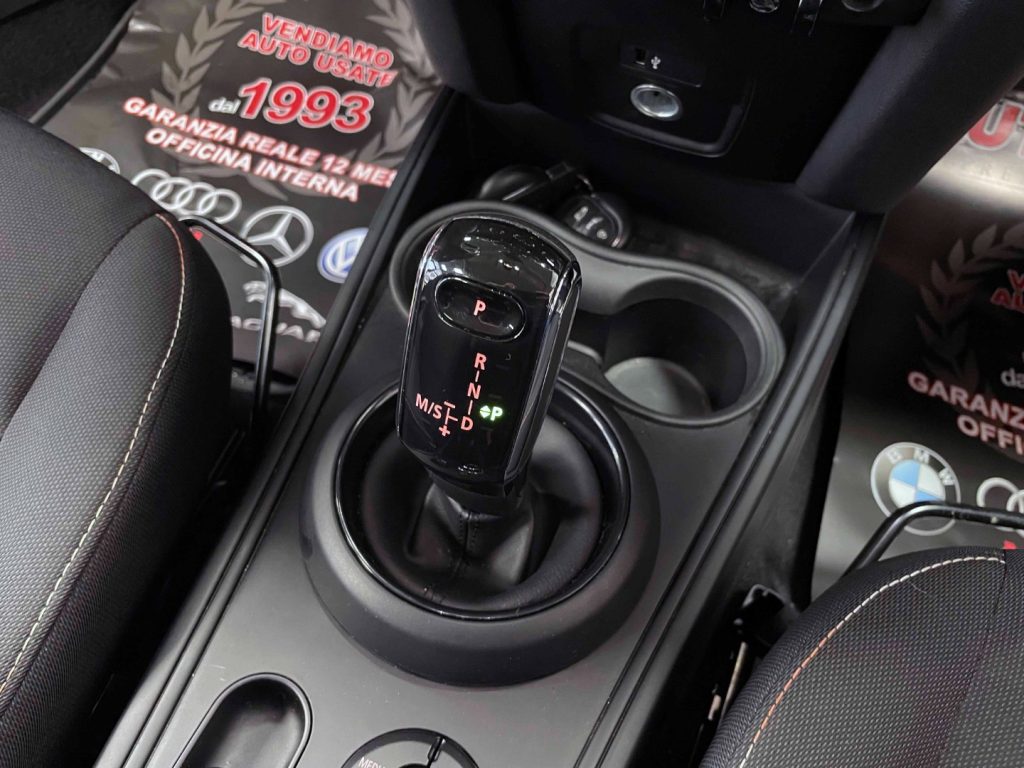 MINI Countryman 1.5 ONE D BUSINESS AUTO - IVA DEDUCIBILE - 51
