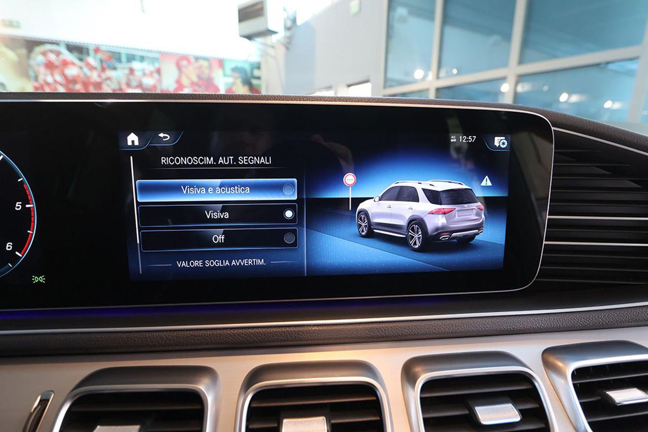 MERCEDES-BENZ GLE 300 d 4Matic Mild Hybrid Premium AMG - 35