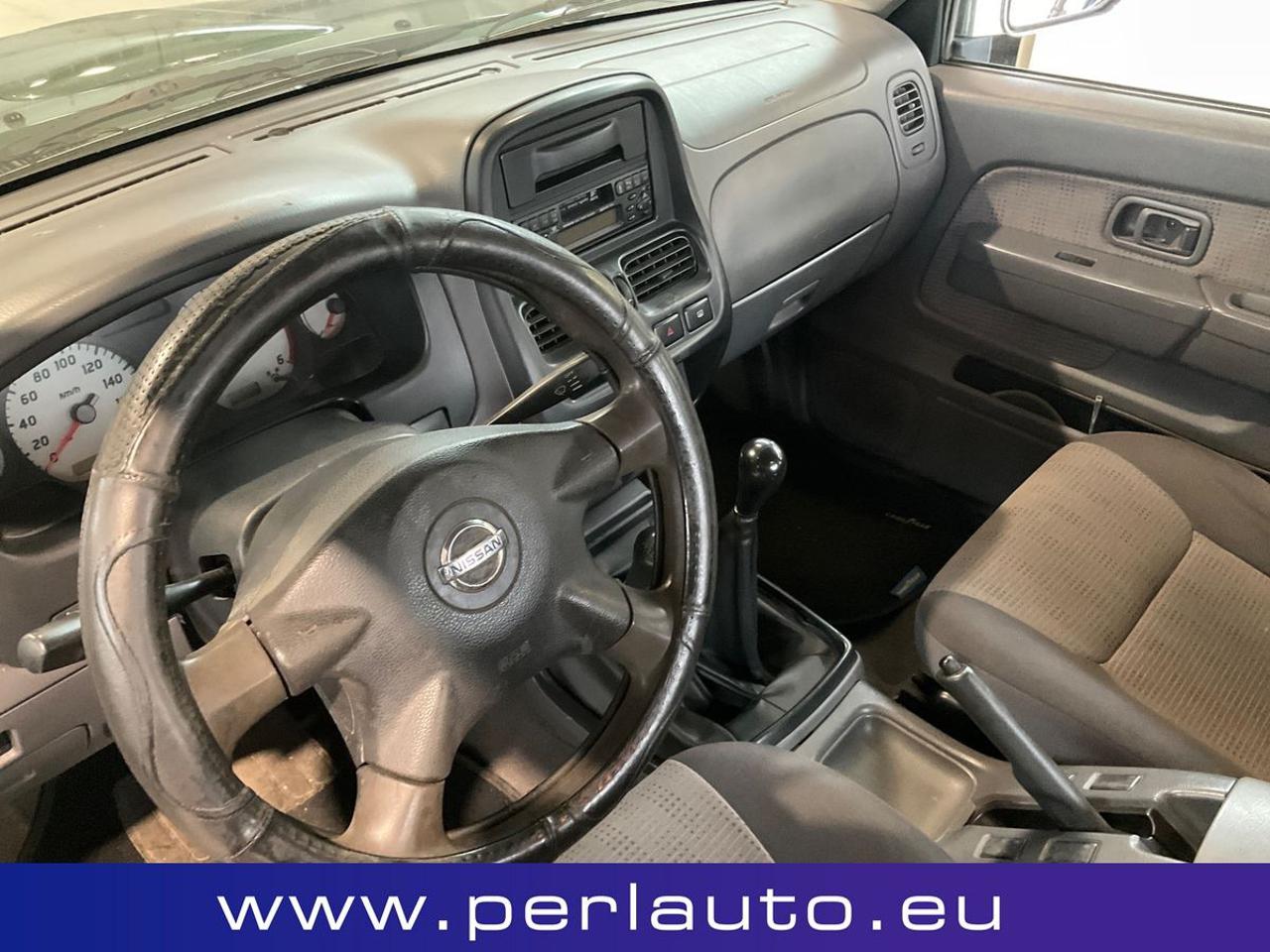 NISSAN Navara Pick-up 2.5 TD 4 porte Double Cab - 10