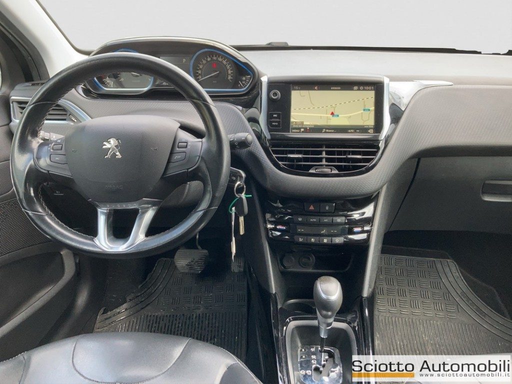 PEUGEOT 2008 1° serie PureTech Turbo 110 EAT6 S&S Allure - 14