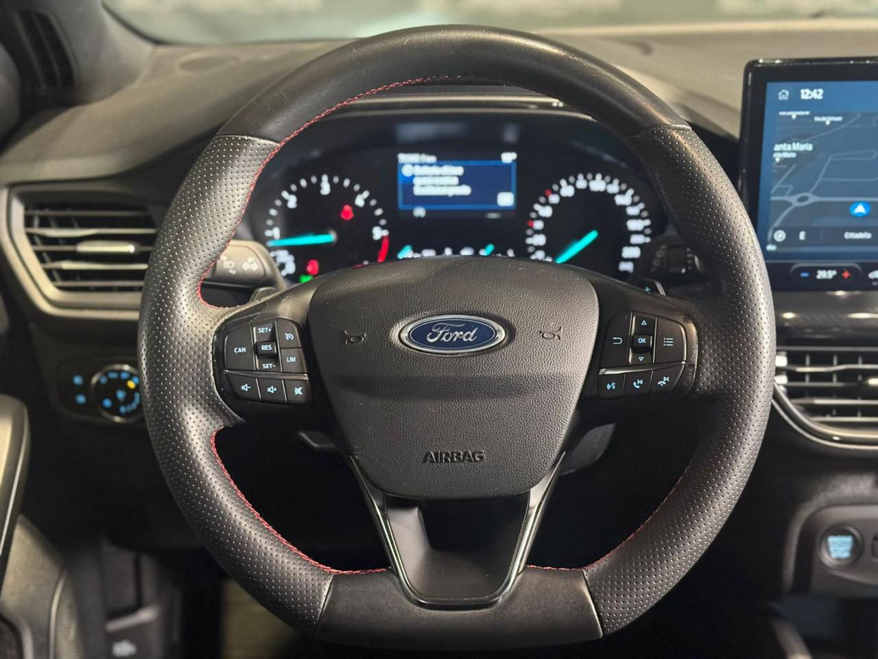 FORD Focus 1.5 EcoBlue 115 CV automatico SW ST-Line - 11