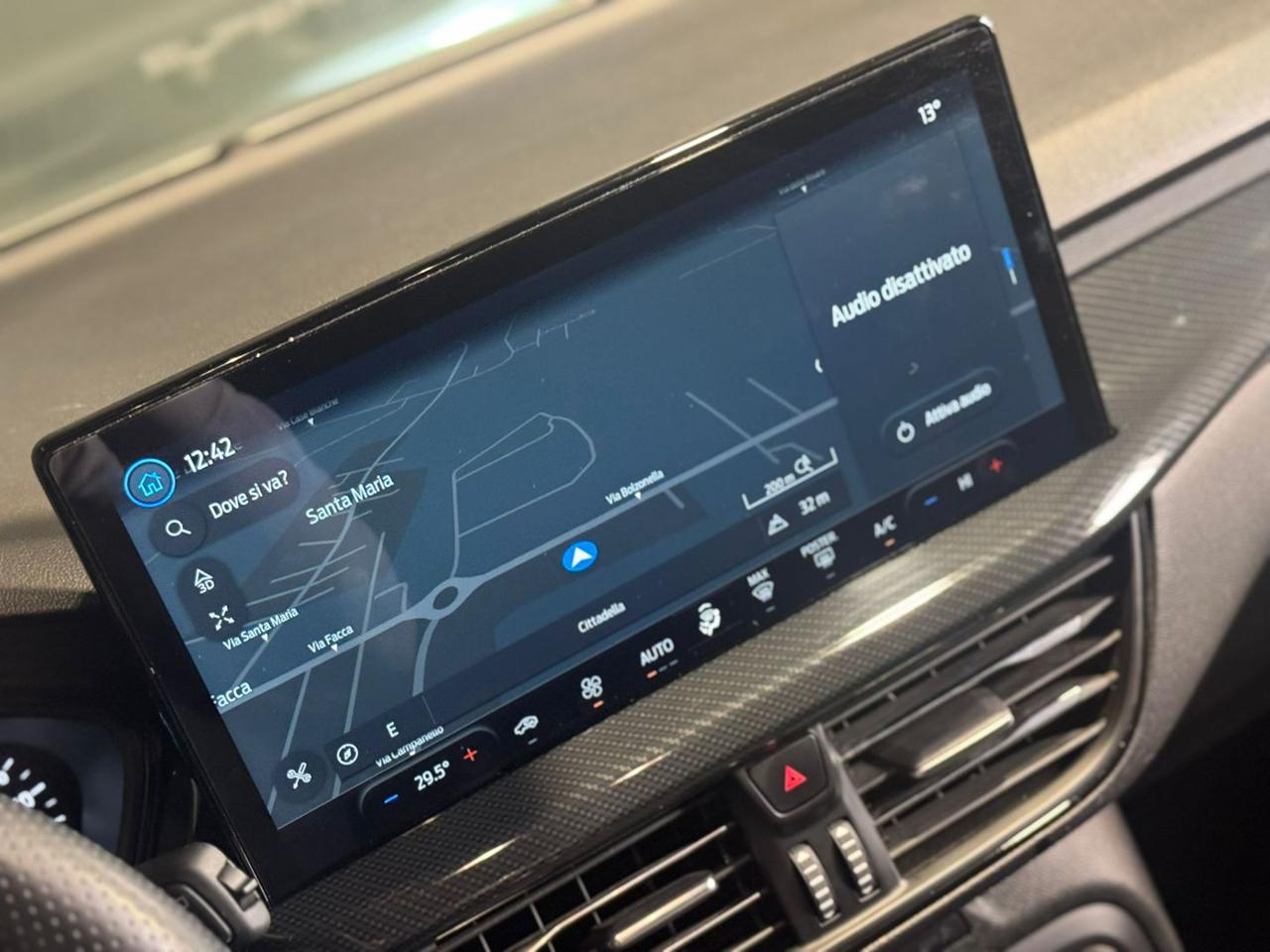 FORD Focus 1.5 EcoBlue 115 CV automatico SW ST-Line - 16