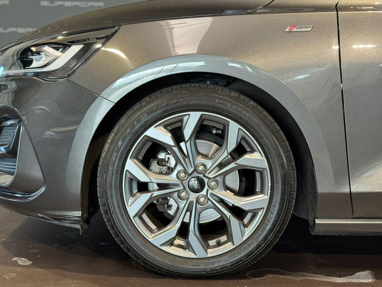 FORD Focus 1.5 EcoBlue 115 CV automatico SW ST-Line - 8