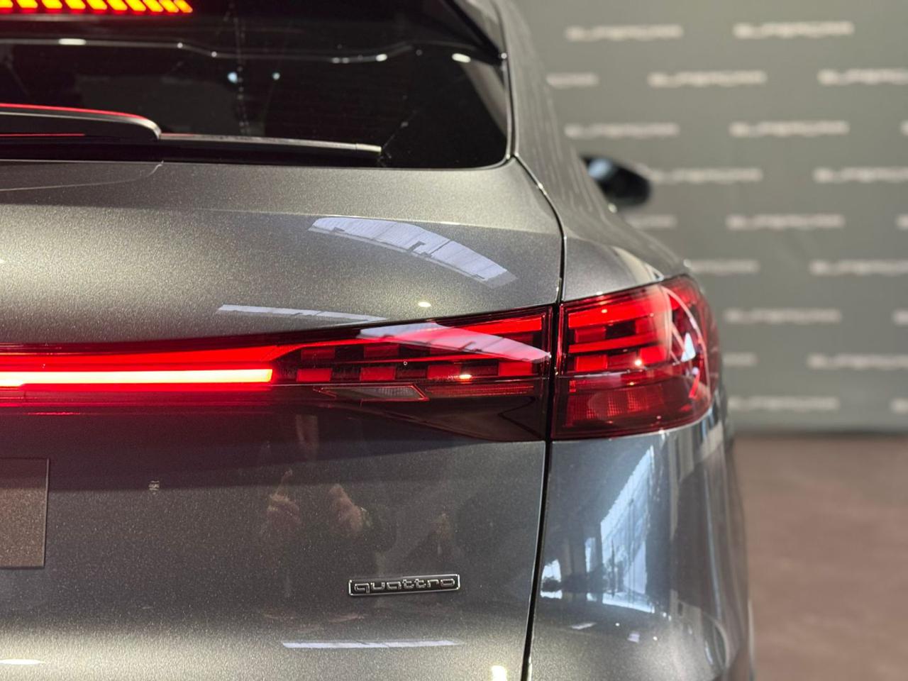 AUDI Q5 SPB TDI 150 kW mHEV+ S tronic quattro S line editi - 6