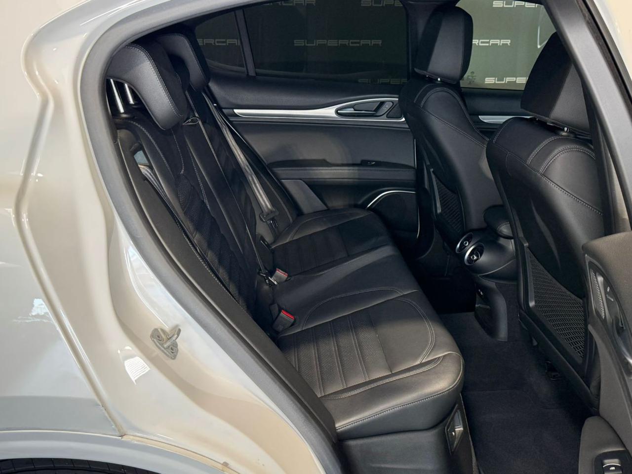 ALFA ROMEO Stelvio 2.2 Turbodiesel 210 CV AT8 Q4 Veloce - 13