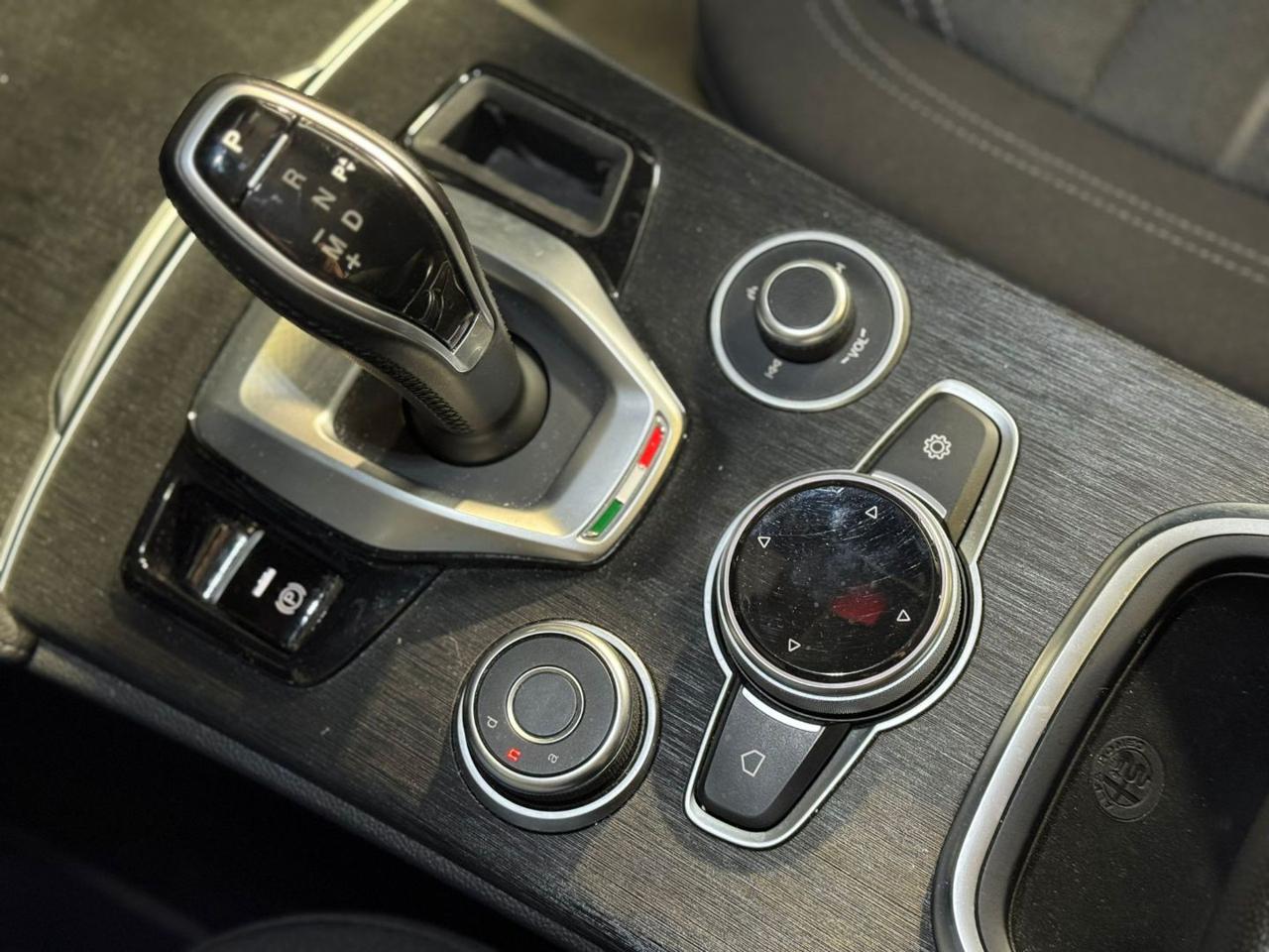 ALFA ROMEO Stelvio 2.2 Turbodiesel 190 CV AT8 Q4 Business - 16