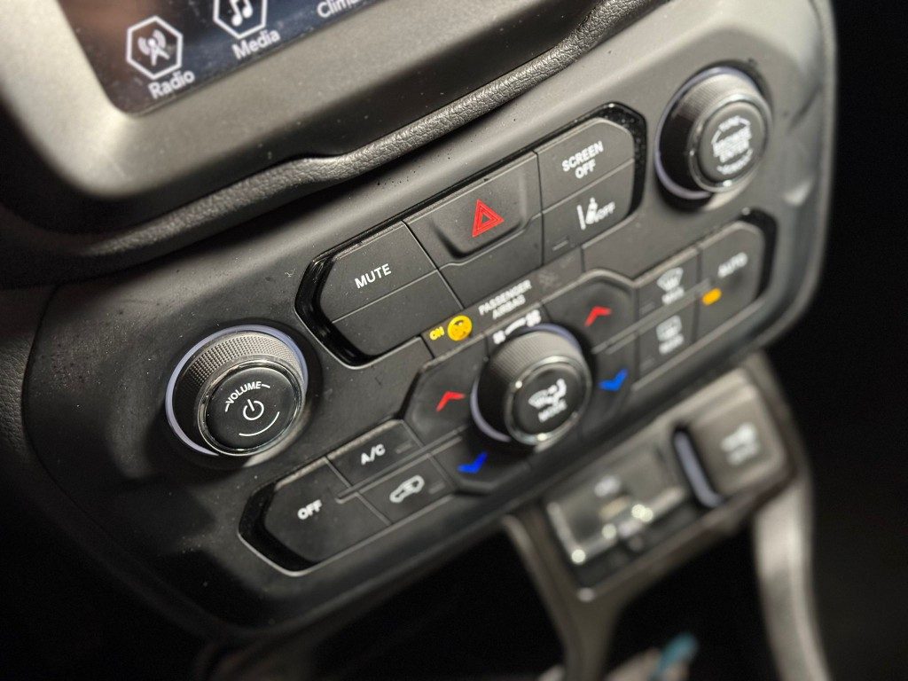 JEEP Renegade 1.6 Mjt 130cv Limited RETROCAMERA X NEOPATENTATI - 16