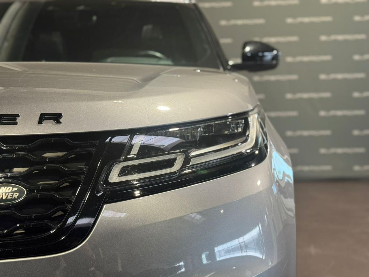 LAND ROVER Range Rover Velar 2.0D I4 204 CV R-Dynamic S BLACK PACK - 7