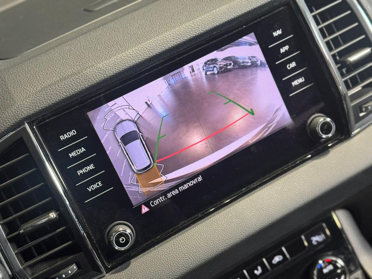 SKODA Karoq 1.5 TSI ACT DSG Executive - 15