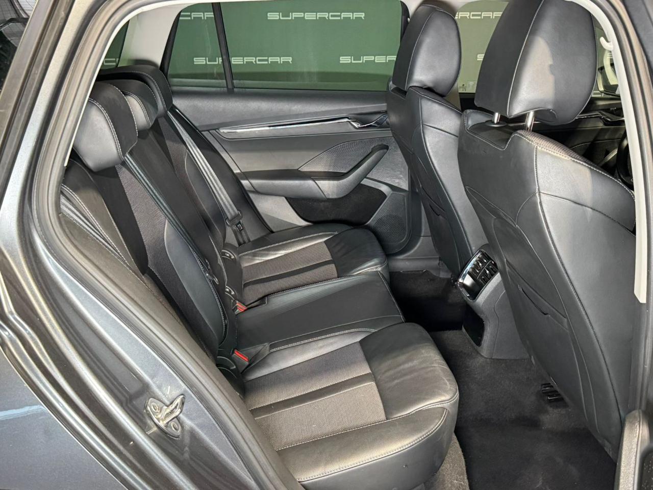 SKODA Octavia 2.0 TDI EVO SCR DSG Wagon Style - 13