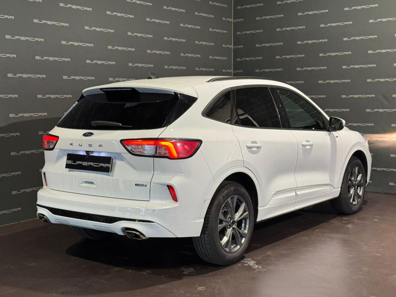 FORD Kuga 2.5 Plug In Hybrid 225 CV CVT 2WD ST-Line - 3