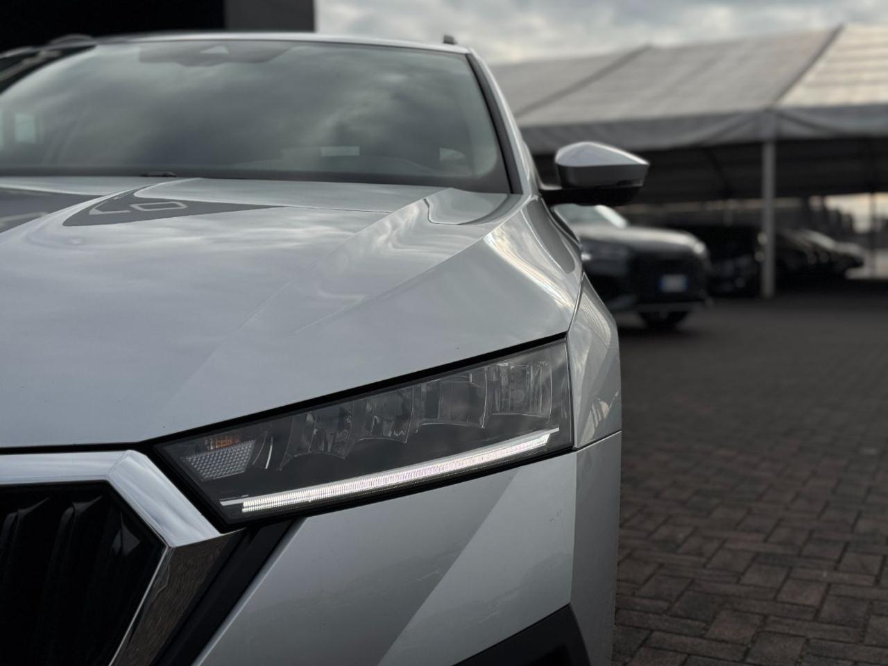 SKODA Octavia 2.0 TDI EVO SCR DSG Wagon Executive - 7