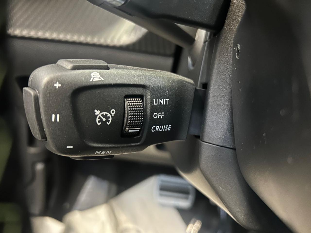 PEUGEOT 2008 Hybrid 145 e-DCS6 GT Cerchi 18 & Pack Drive assist - 16