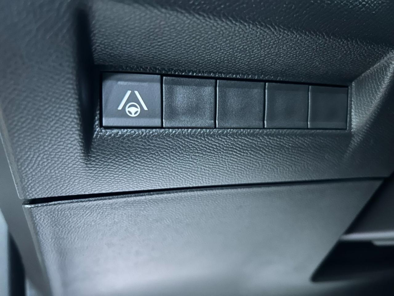 PEUGEOT 2008 Hybrid 145 e-DCS6 GT Cerchi 18 & Pack Drive assist - 19