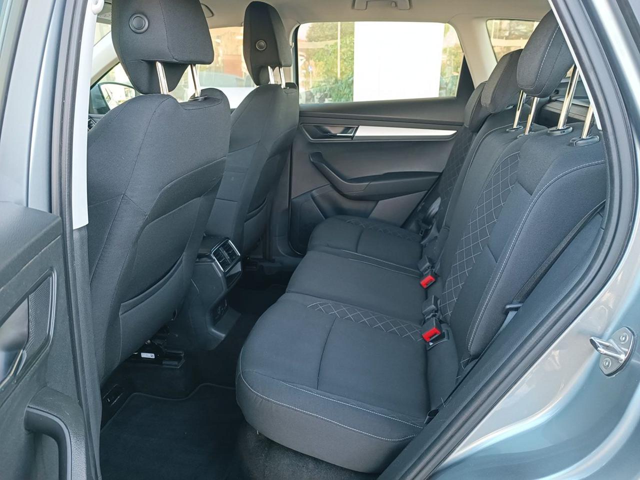 SKODA Karoq 1.6 TDI SCR DSG Ambition - 8