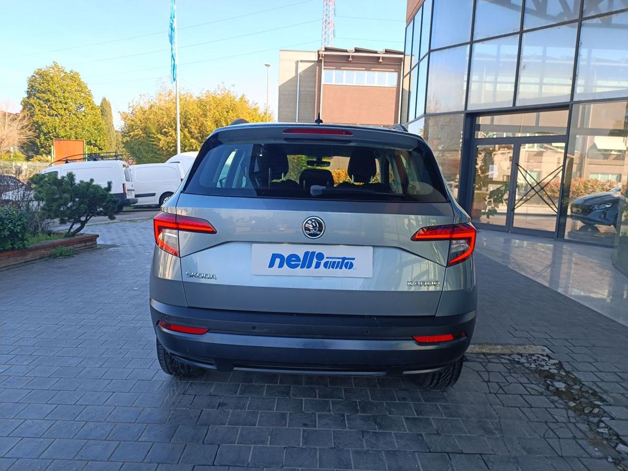 SKODA Karoq 1.6 TDI SCR DSG Ambition - 27