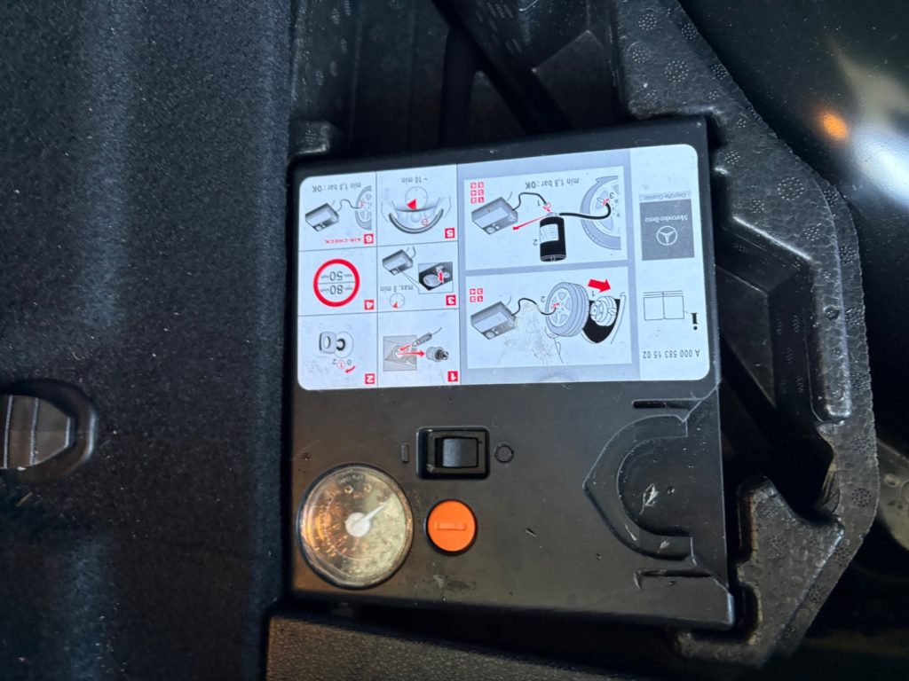 MERCEDES-BENZ E 200 EURO 6 B Automatica CHILOMETRI E MOTORE ORIGINALI - 50