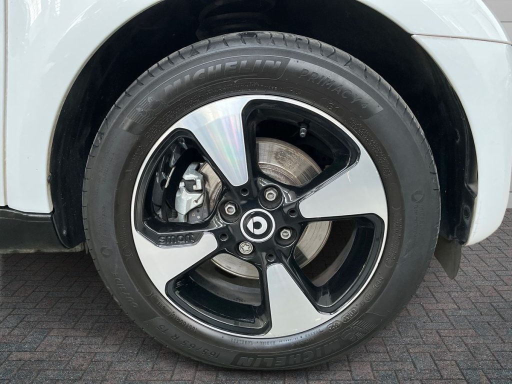 SMART ForTwo EQ Passion 4,6 kW - 7