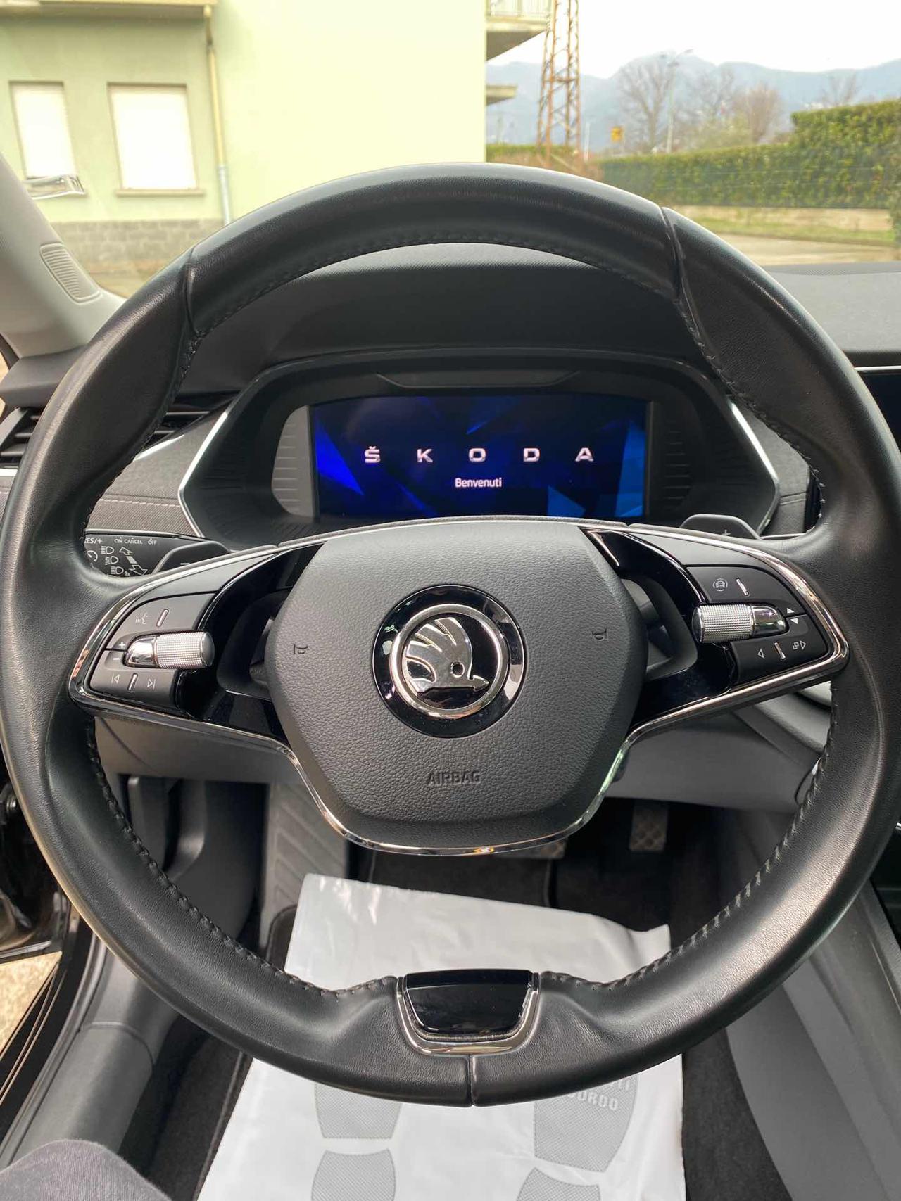 SKODA Octavia 2.0 TDI EVO SCR 150 CV Wagon Sportline - 19