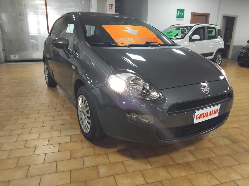 FIAT Punto 1.2 8V 5 porte Street - 2