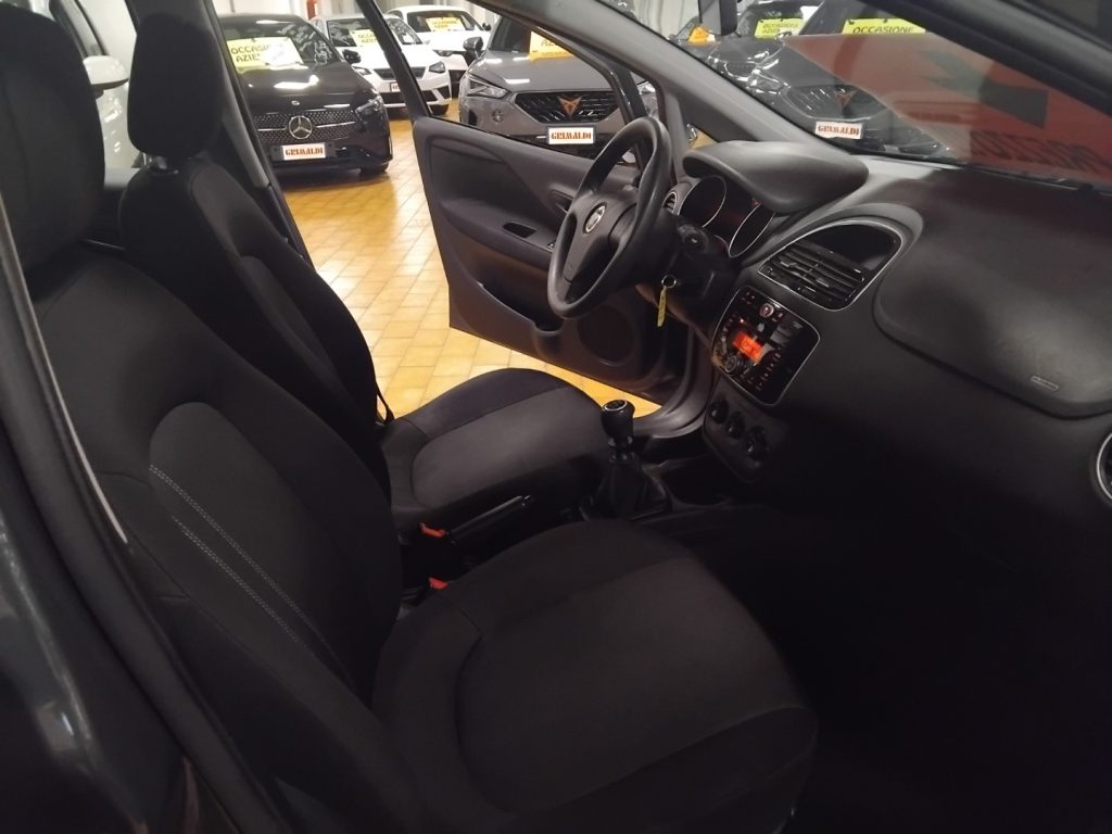 FIAT Punto 1.2 8V 5 porte Street - 13