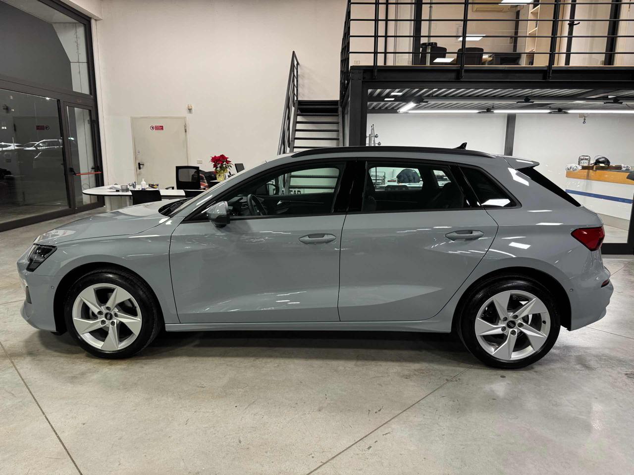 AUDI A3 SPB 30 TDI Business Advanced - 23