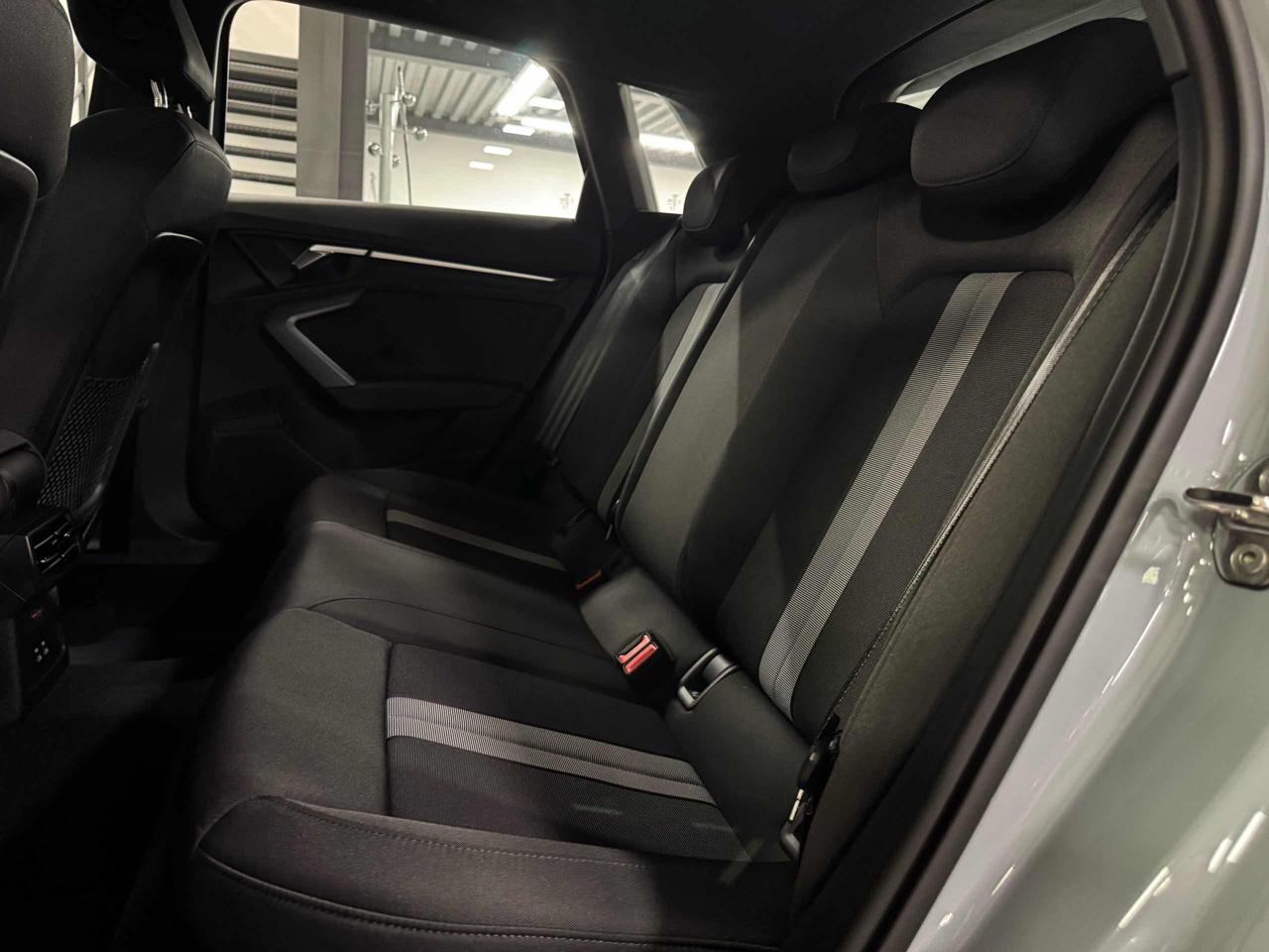 AUDI A3 SPB 30 TDI Business Advanced - 11