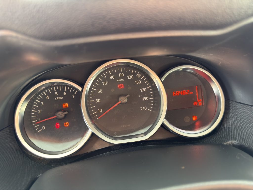 DACIA Duster 1.5 dCi 110 CV S&S 4x2 Serie Speciale Brave2 - 10