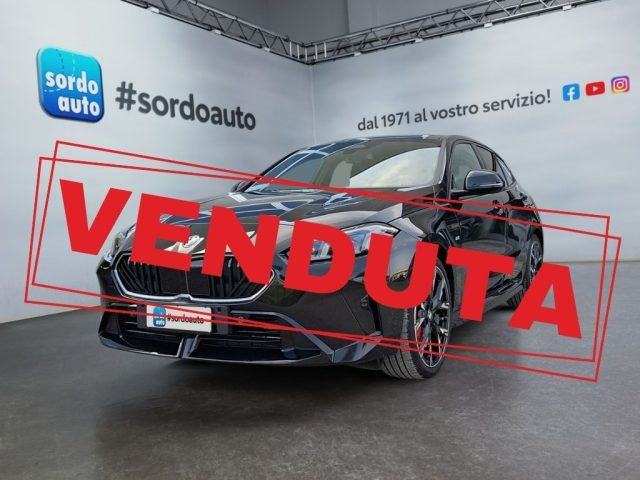 BMW 118 Nero metallizzato