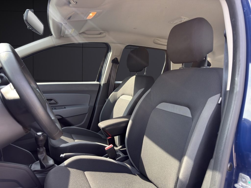 DACIA Duster 1.6 SCe 4x2 Essential - 9